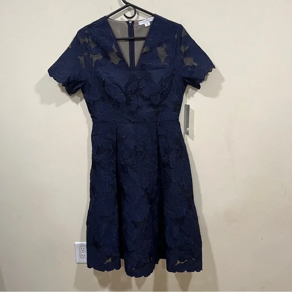 NWT Kay Unger Luna Embroidered Midi Dress color midnight blue size 6 -  banga.ng
